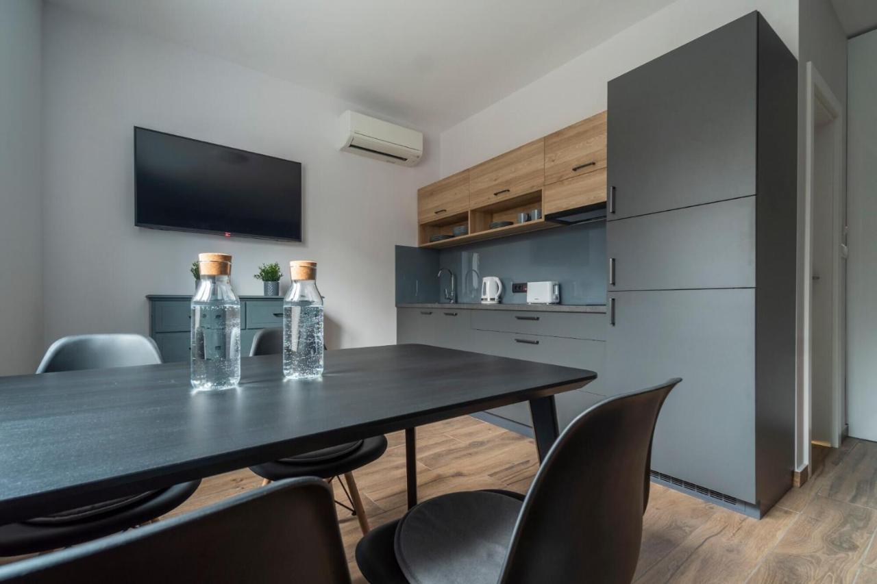 Hostgost Selected Suites - Botanical Garden Belgrade Luaran gambar
